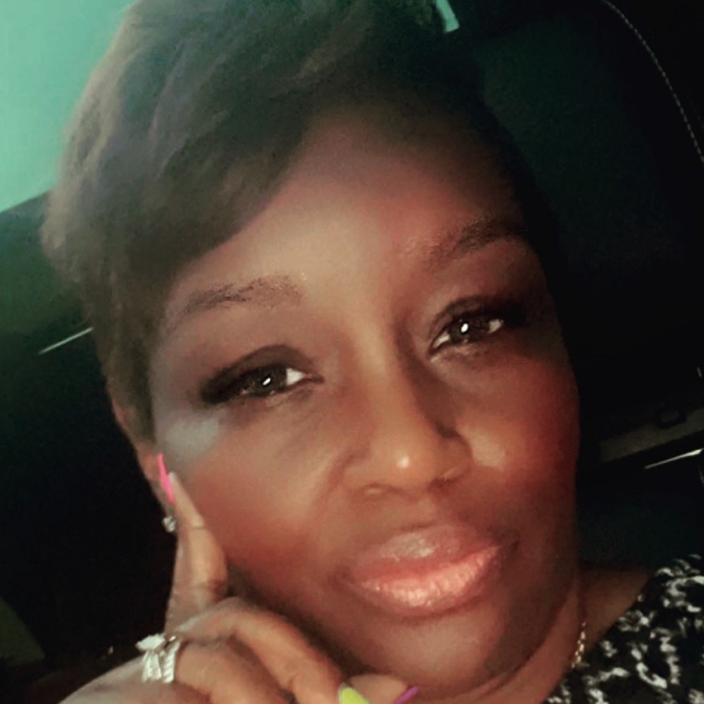 Meet your Posher, Sheryl